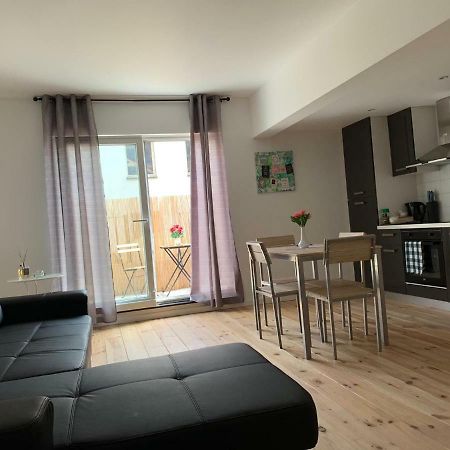 Attractive Modern Apartment ブリュッセル エクステリア 写真